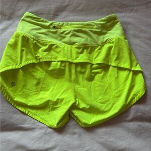 Lululemon speed up shorts Size 2 Tall - Neon Yellow